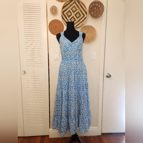 LAST ONE! Blue Daisy Floral Maxi Dress With A Tie Back - Picture 4 of 11